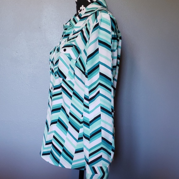 Memorial Day sale! Notations Chevron blouse - Picture 3 of 7